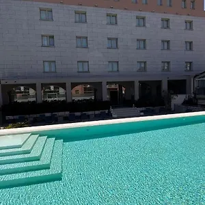 For 4* Olbia